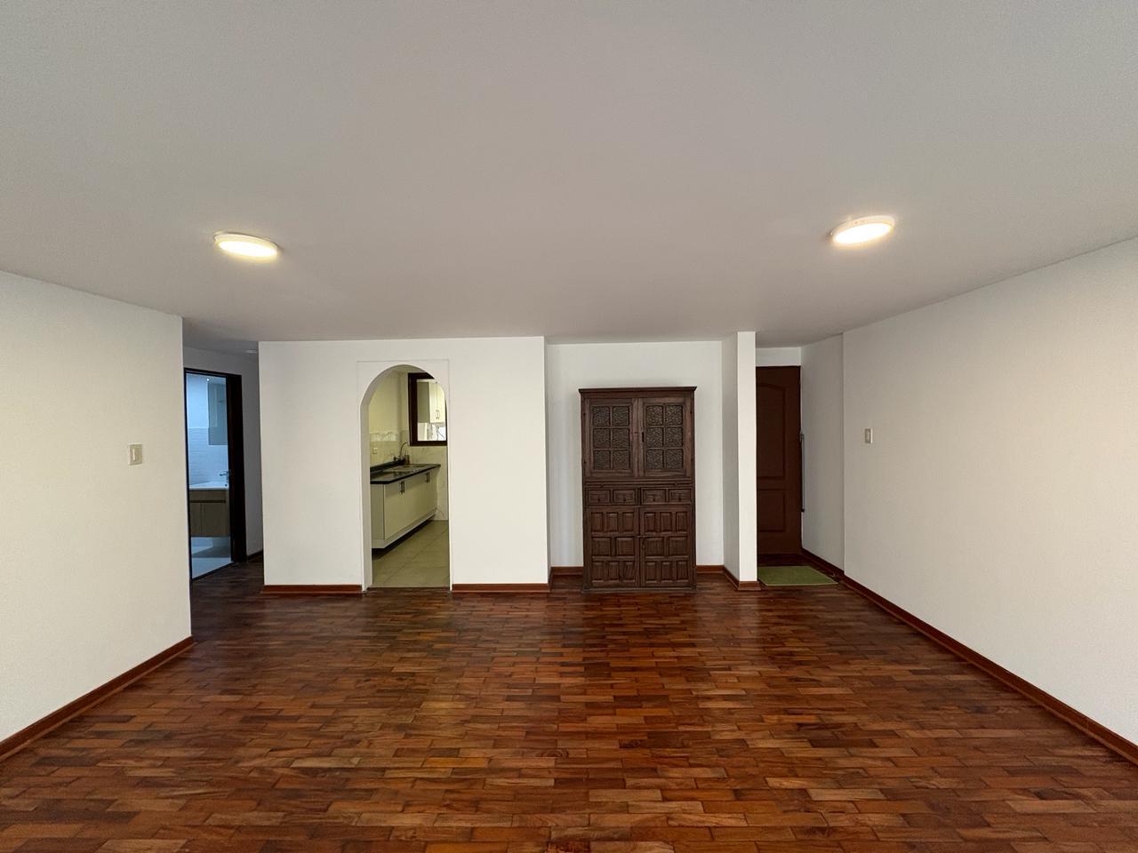 VENDO DEPARTAMENTO EN MIRAFLORES CERCA AL MALECÓN 86M2 DE 02 DORMITORIOS