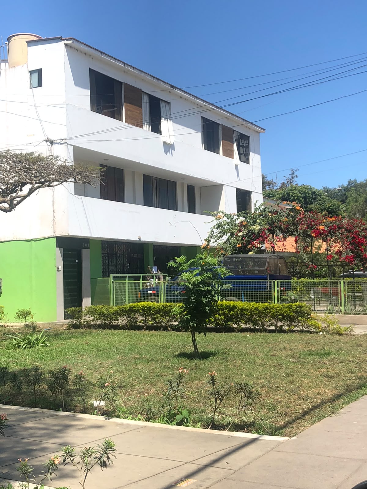 OCASIÓN!!! DEPARTAMENTO AMPLIO Y BIEN UBICADO EN PUEBLO LIBRE 255m2 EN PARQUE