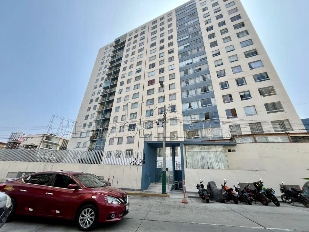 VENDO DEPARTAMENTO CON COCHERA 1ER PISO PUEBLO LIBRE