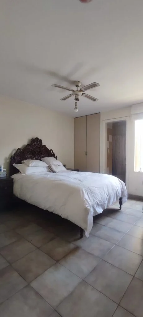 Vendo dpto. frente a parque en La Molina $ 160,000 dólares negociables