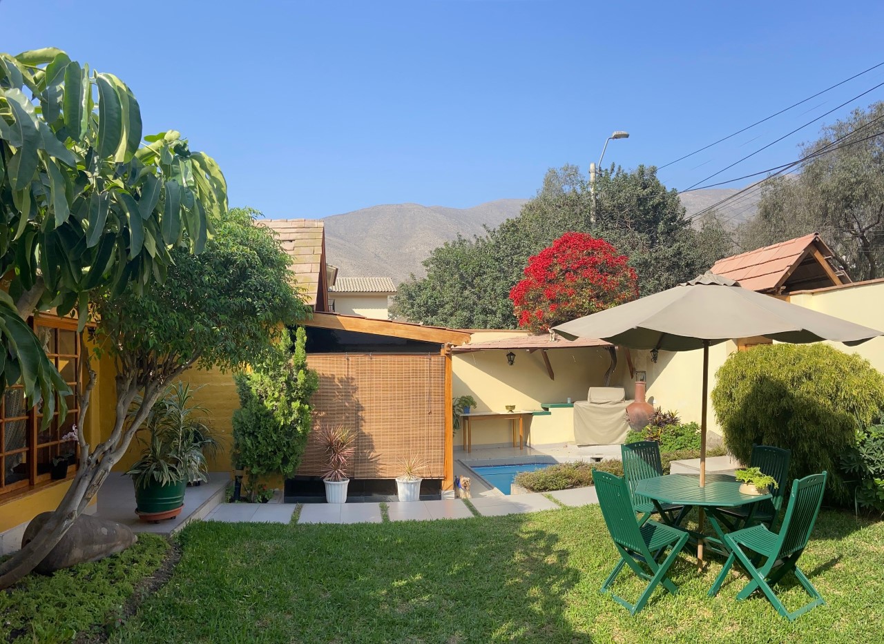 VENDO, Linda Casa, Calle Maracaibo, Rinconada del Lago, La Molina (4 dorm)
