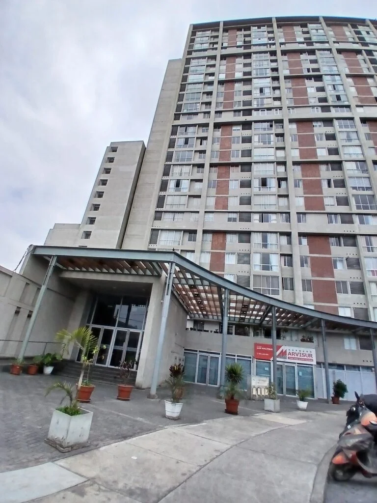 ✨ Departamento en Venta – Edificio Gran Colonial - Cdra. 8 ✨
