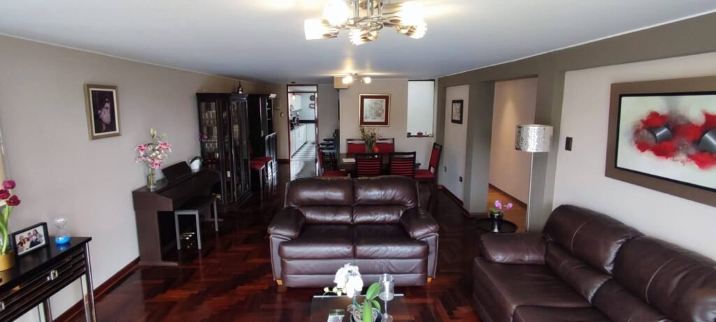 Dúplex en venta San Borja $ 250,000 dólares