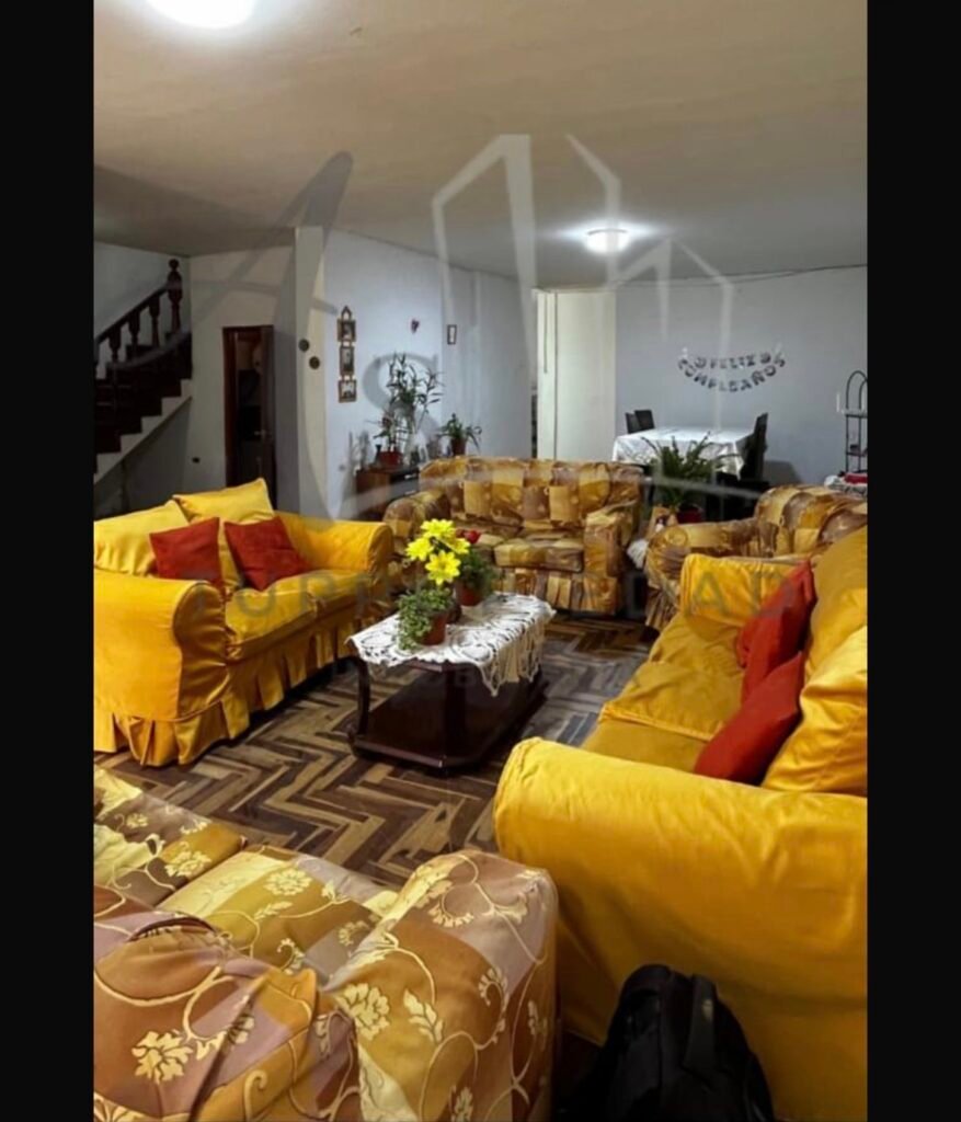 🔥🏡 OPORTUNIDAD ÚNICA – CASA EN COMAS 🏡🔥