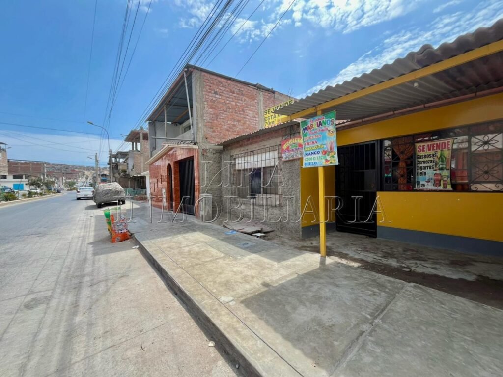 VENDO TERRENO EN AV JOSE OLAYA VILLA EL SALVADOR