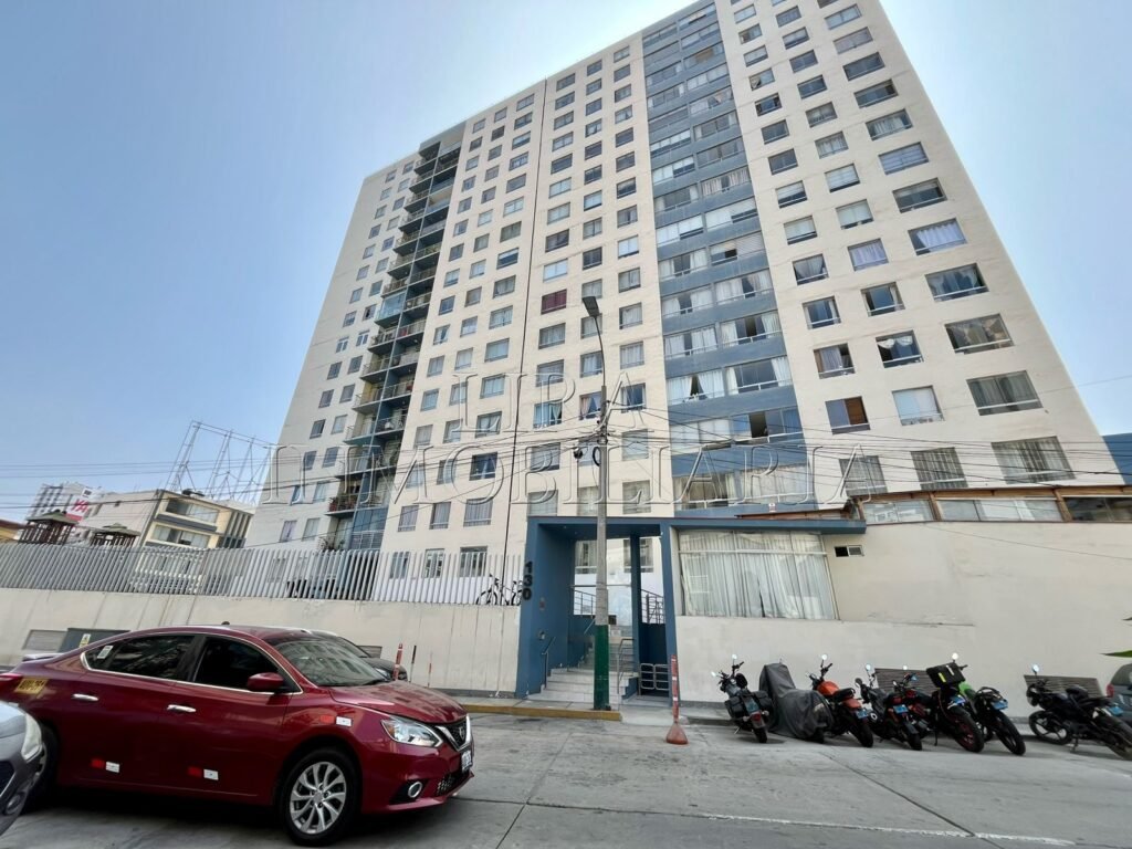 VENDO DEPARTAMENTO CON COCHERA 1ER PISO PUEBLO LIBRE