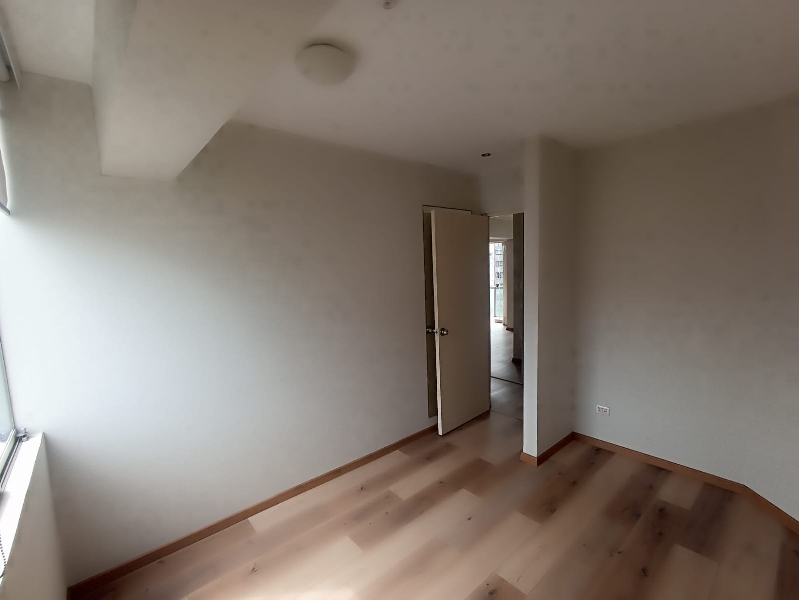 VENTA FLAT 92m2 CERCA A MALECON MIRAFLORES