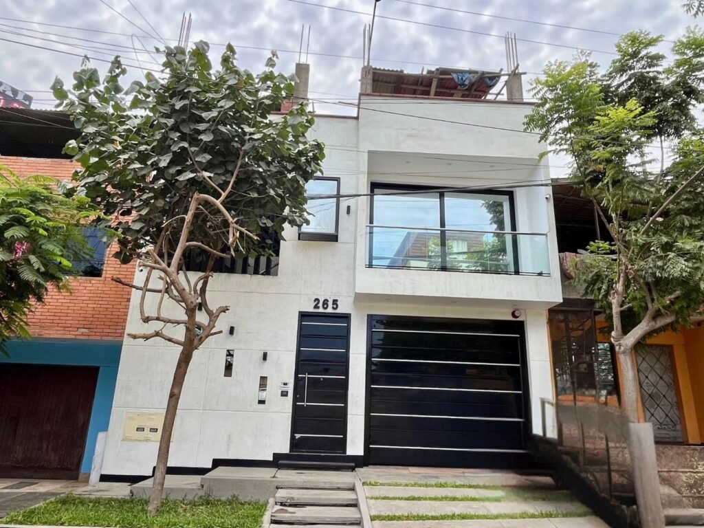 VENDO DEPARTAMENTO+COCHERA SMART ULTRA TEGNOLOGIA VMT