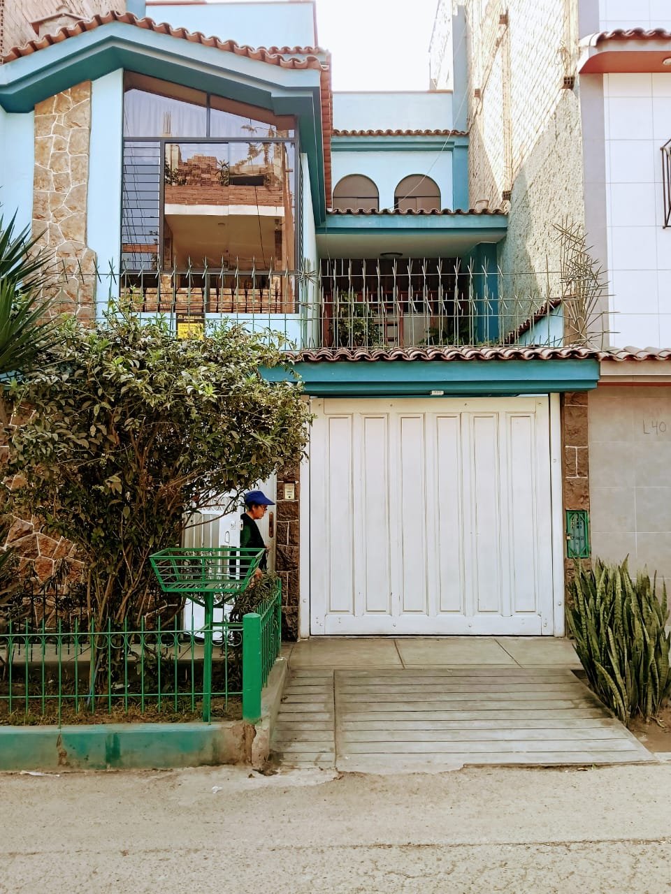 🏡 SE VENDE HERMOSA CASA DE 3 NIVELES EN CONDOMINIO – ÑAÑA